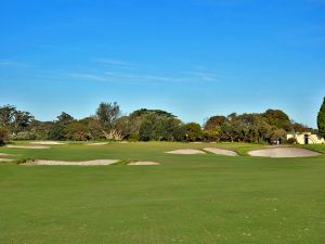 Royal Melbourne (Presidents Cup) 10th Approach